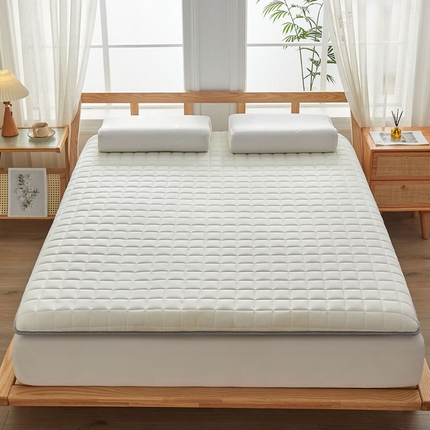 91家纺网 家纺一手货源 找家纺 （总）暖季家纺 2025新款A类全棉无印风棉花床垫系列成人款