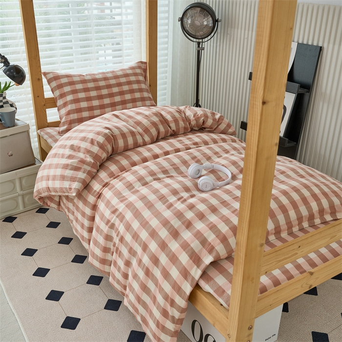 91家纺网 家纺一手货源 找家纺 三沁 2024新款全棉色织水洗棉开学季学生六件套 粉白中格