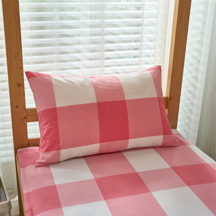 91家纺网 家纺一手货源 找家纺 三沁 2024新款全棉色织水洗棉开学季学生六件套 粉白大格