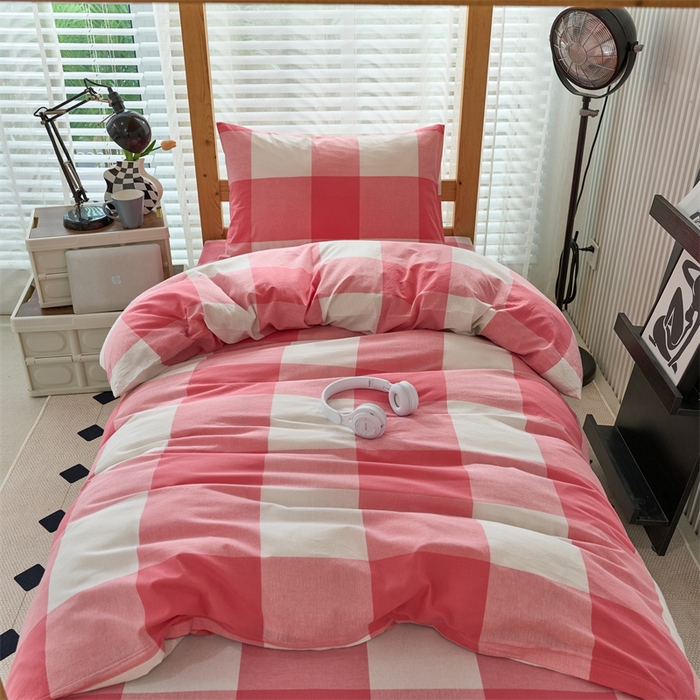 91家纺网 家纺一手货源 找家纺 三沁 2024新款全棉色织水洗棉开学季学生六件套 粉白大格