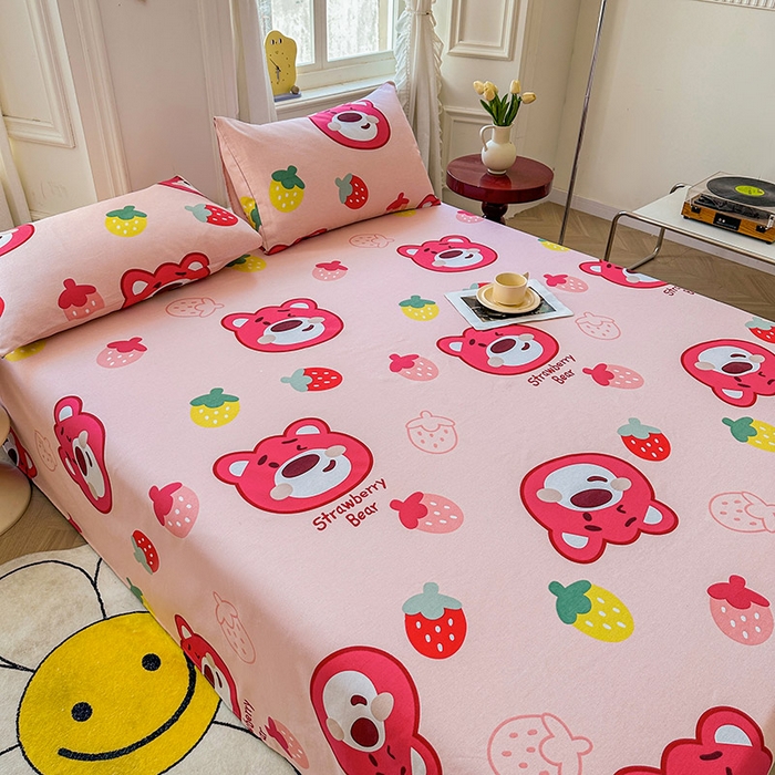 91家纺网 家纺一手货源 找家纺 晓时候 2025新款原棉老粗布床单印花凉席三件套软凉席 草莓熊