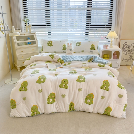 91家纺网 家纺一手货源 找家纺 恒畅 2024新款A类水洗棉印花豆豆绒秋冬被 豆豆被-爱心恐龙