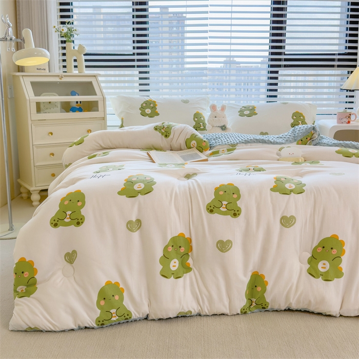 91家纺网 家纺一手货源 找家纺 恒畅 2024新款A类水洗棉印花豆豆绒秋冬被 豆豆被-爱心恐龙