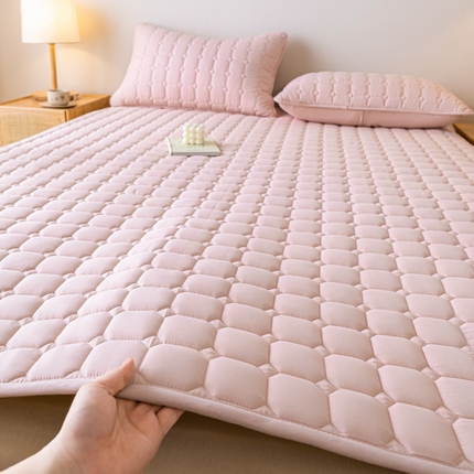 91家纺网 家纺一手货源 找家纺 恒尚居 2024新款抗菌四季款床垫床护垫软垫床褥子防滑单人双人学生软床垫 简格-豆沙粉