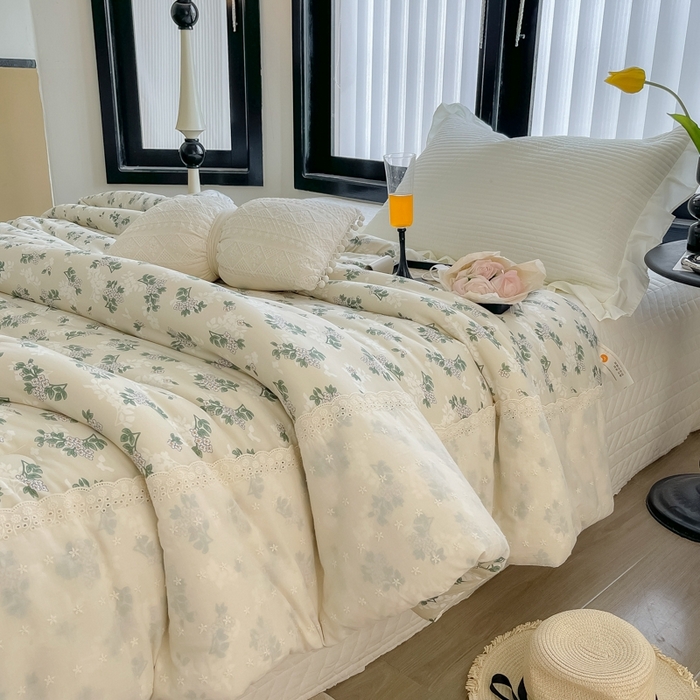 91家纺网 家纺一手货源 找家纺 奈萝家纺 2024新款法式花边款针织夏被春秋被可机洗 清新物语