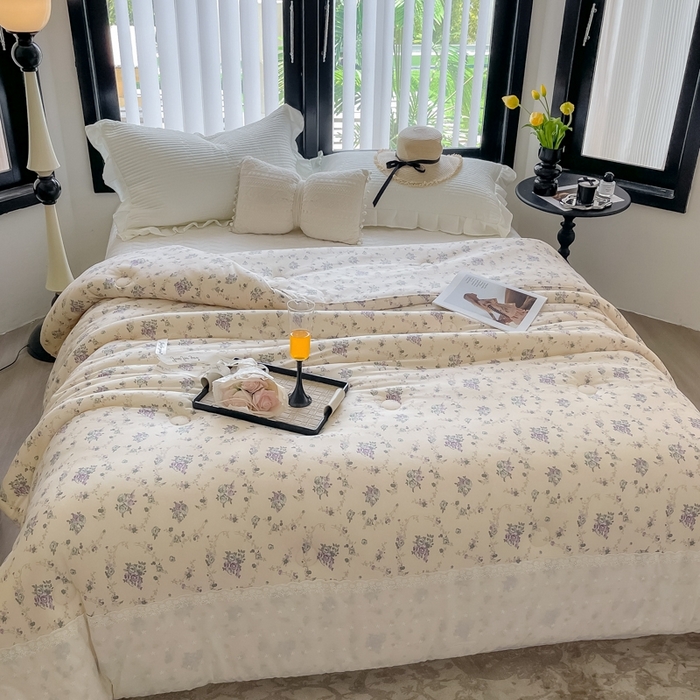 91家纺网 家纺一手货源 找家纺 奈萝家纺 2024新款法式花边款针织夏被春秋被可机洗 赛琳娜