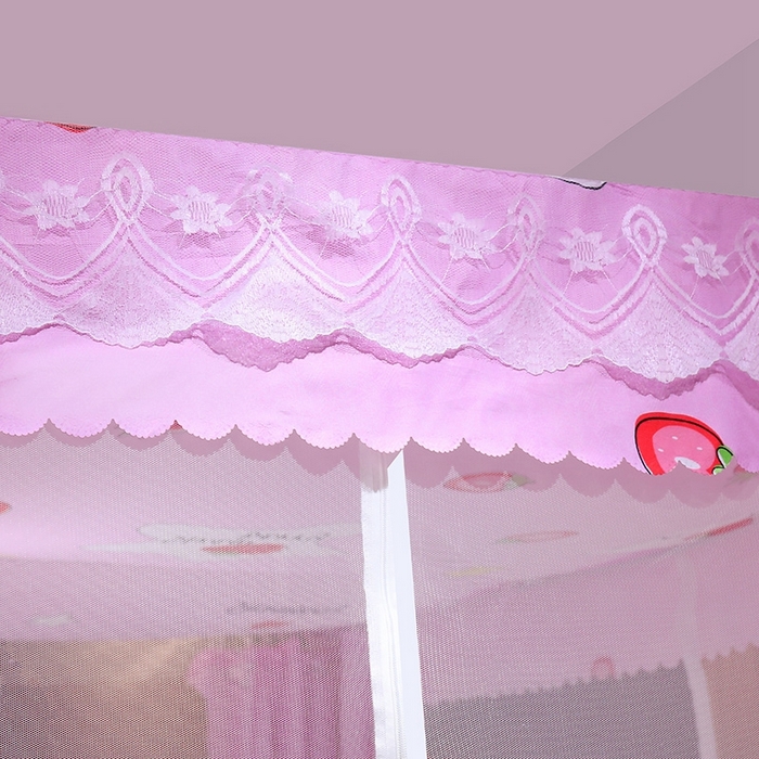 91家纺网 家纺一手货源 找家纺 2025新款坐床遮光布款防尘床帘式蚊帐 可爱草莓回底