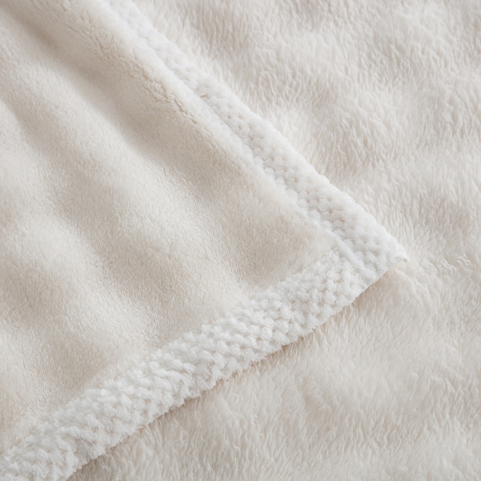 91家纺网 家纺一手货源 找家纺 卉晨家纺 2024新款牛奶绒兔毛绒空调毯午睡毯泡泡毛毯 简约白