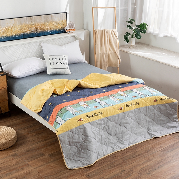 91家纺网 家纺一手货源 找家纺 2025新款亲肤芦荟棉夏被空调被夏凉被 喵星人