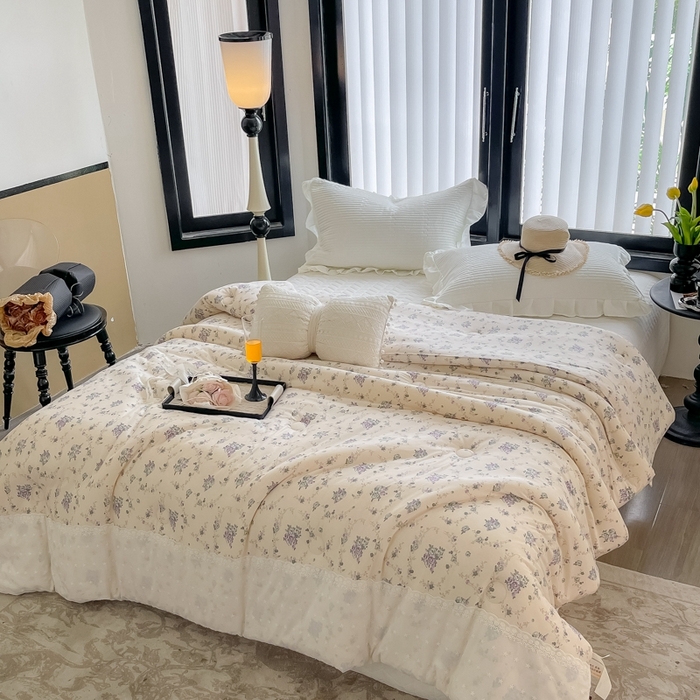 91家纺网 家纺一手货源 找家纺 奈萝家纺 2024新款法式花边款针织夏被春秋被可机洗 赛琳娜