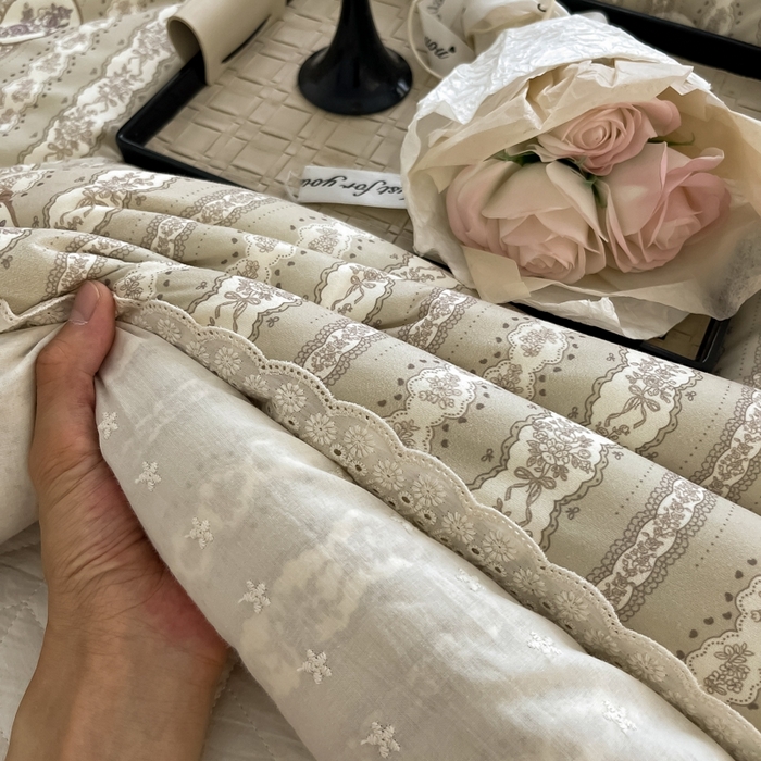 91家纺网 家纺一手货源 找家纺 奈萝家纺 2024新款法式花边款针织夏被春秋被可机洗 凯瑟琳