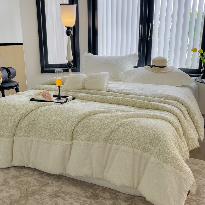 91家纺网 家纺一手货源 找家纺 奈萝家纺 2024新款法式花边款针织夏被春秋被可机洗 亿夏