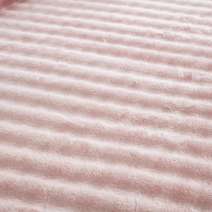 91家纺网 家纺一手货源 找家纺 卉晨家纺 2024新款牛奶绒兔毛绒空调毯午睡毯泡泡毛毯 少女粉