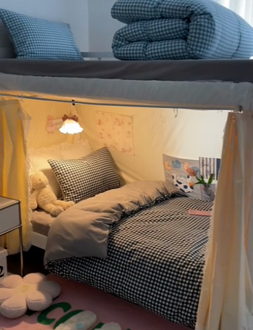 91家纺网 家纺一手货源 找家纺 眠帛家居 2024新款A类学生三件套奶油风小清新毛巾绣暖心系列水洗棉床上用品四件套图2 暖心-绅士黑白格