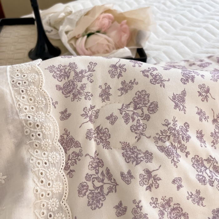 91家纺网 家纺一手货源 找家纺 奈萝家纺 2024新款法式花边款针织夏被春秋被可机洗 雅香