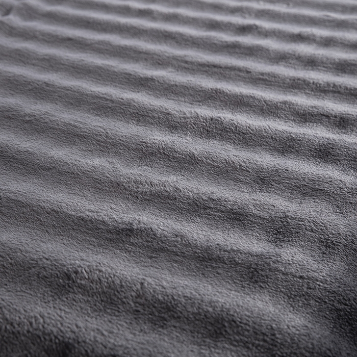 91家纺网 家纺一手货源 找家纺 卉晨家纺 2024新款牛奶绒兔毛绒空调毯午睡毯泡泡毛毯 绅士灰