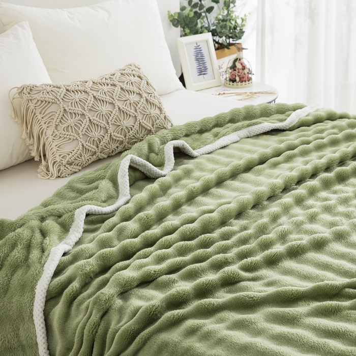 91家纺网 家纺一手货源 找家纺 卉晨家纺 2024新款牛奶绒兔毛绒空调毯午睡毯泡泡毛毯 抹茶绿