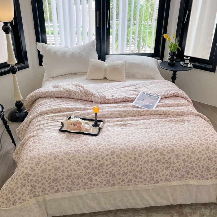 91家纺网 家纺一手货源 找家纺 奈萝家纺 2024新款法式花边款针织夏被春秋被可机洗 雅香