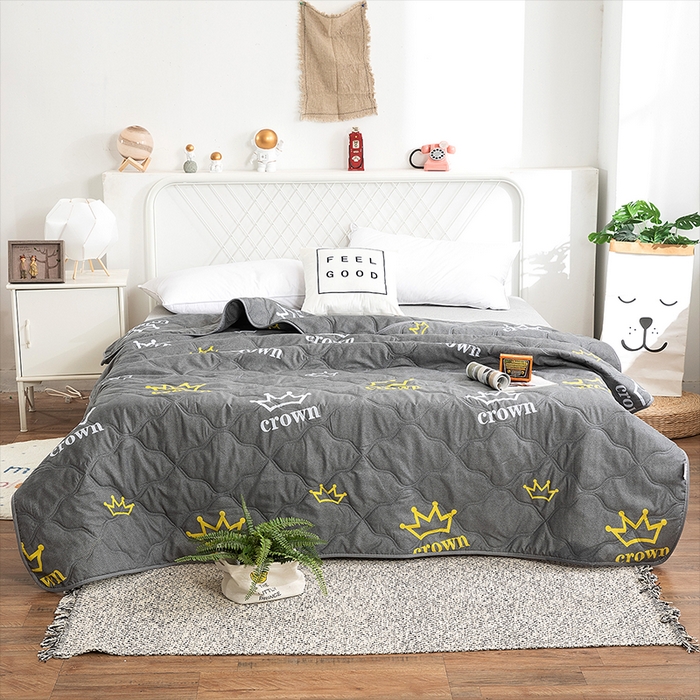 91家纺网 家纺一手货源 找家纺 2025新款亲肤芦荟棉夏被空调被夏凉被 加冕