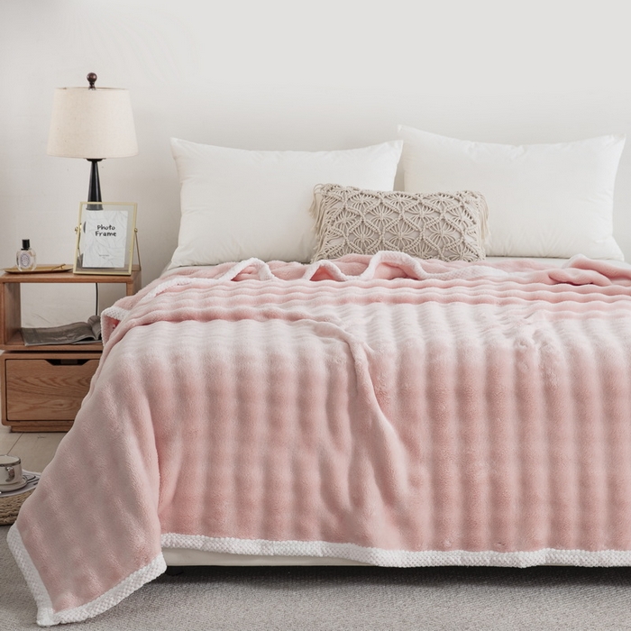 91家纺网 家纺一手货源 找家纺 卉晨家纺 2024新款牛奶绒兔毛绒空调毯午睡毯泡泡毛毯 少女粉