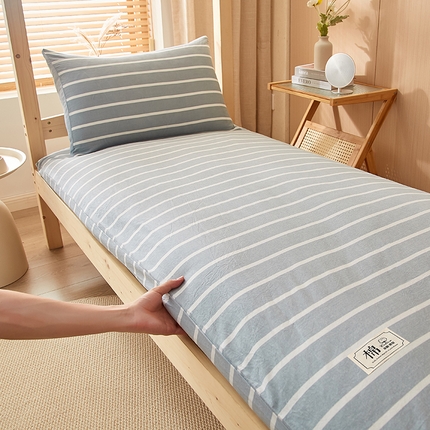 91家纺网 家纺一手货源 找家纺 2024新款水洗棉可拆洗棉花学生床褥垫褥子床垫 蓝宽条