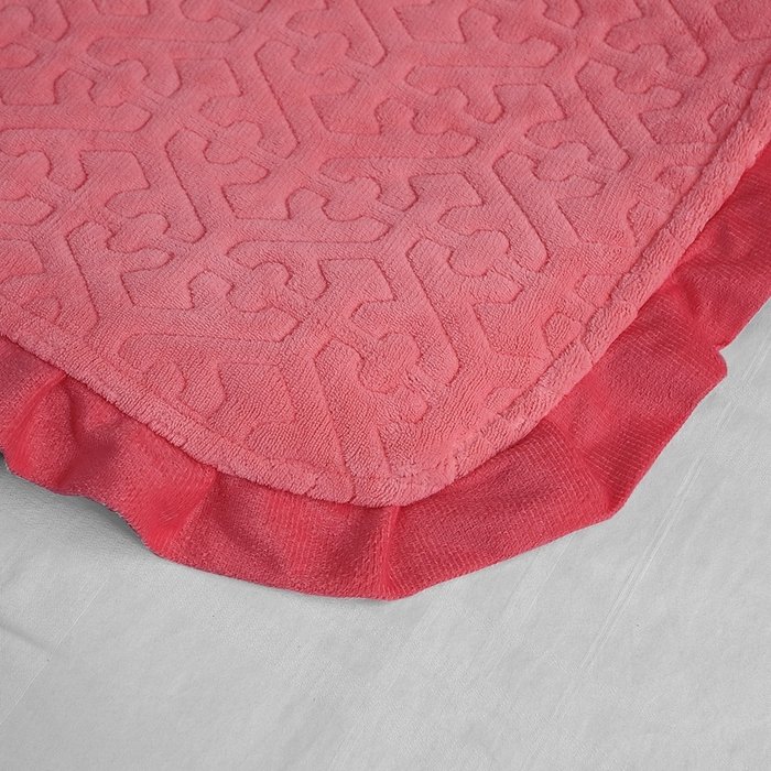 91家纺网 家纺一手货源 找家纺 晶缦家纺 2024新款纯色小花边牛奶绒床盖三件套 暖馨-豆沙