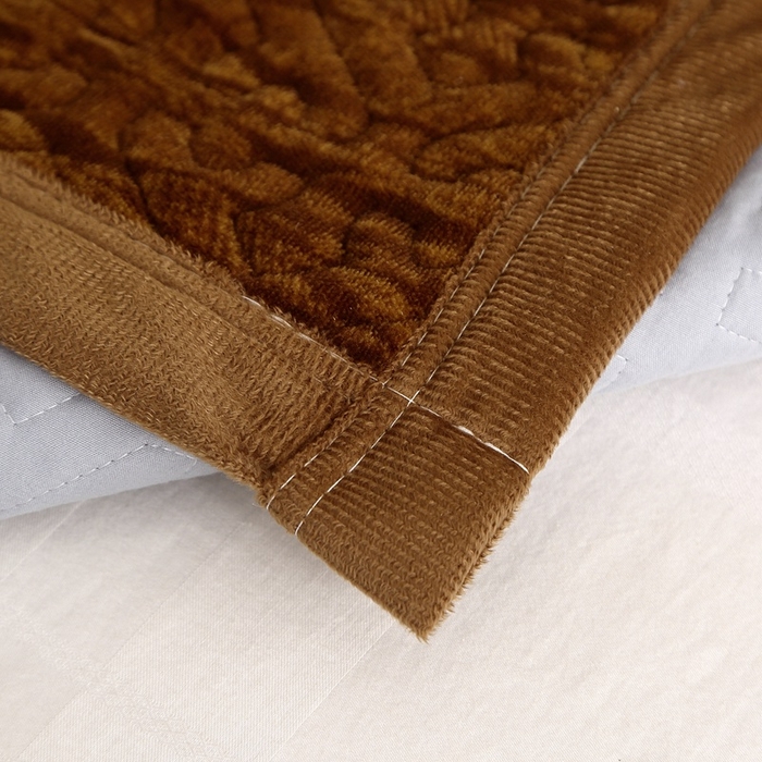 91家纺网 家纺一手货源 找家纺 晶缦家纺 2024新款水波纹色织牛奶绒床盖三件套 涟漪-深咖