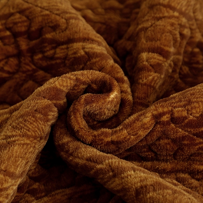 91家纺网 家纺一手货源 找家纺 晶缦家纺 2024新款水波纹色织牛奶绒床盖三件套 涟漪-深咖