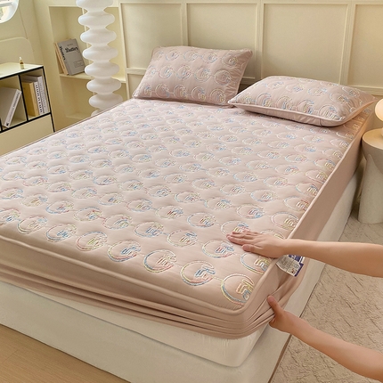 91家纺网 家纺一手货源 找家纺 （总）尊康家纺（原磊科） 2024新款奶昔棉抗菌床笠-福气满满