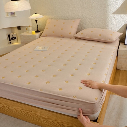 91家纺网 家纺一手货源 找家纺 尊康家纺（原磊科）  2024新款全棉色织大豆棉床笠-金百福 金百福-卡其