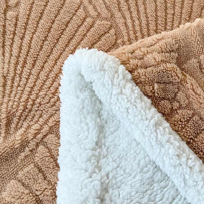 91家纺网 家纺一手货源 找家纺 芸锦豪 2024新款金贝壳塔芙绒羊羔绒毛毯 咖色