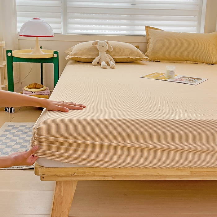 91家纺网 家纺一手货源 找家纺 楠沐家纺 2025新款亲肤印花芦荟棉水洗棉床笠系列 相遇黄