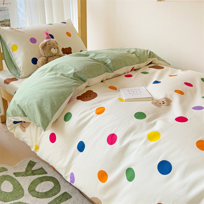 91家纺网 家纺一手货源 找家纺 名兮家居 2024新款全棉印花学生款多件套 波点小熊