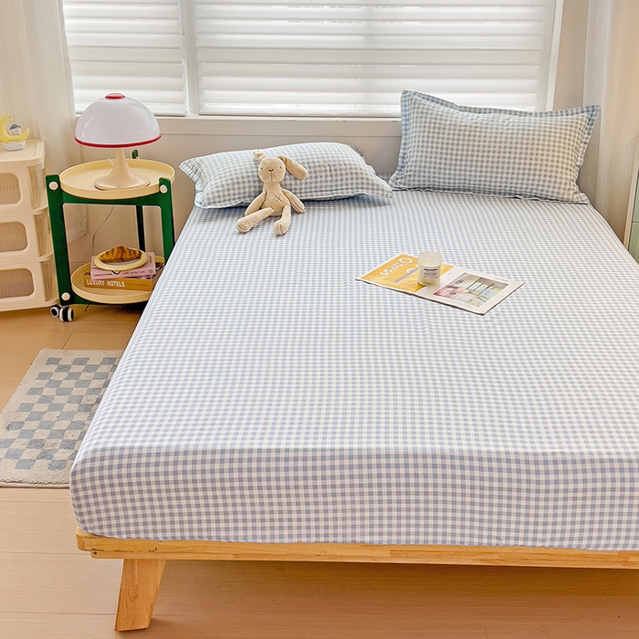 91家纺网 家纺一手货源 找家纺 楠沐家纺 2025新款亲肤印花芦荟棉水洗棉床笠系列 心动蓝