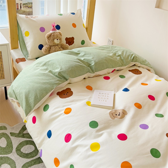 91家纺网 家纺一手货源 找家纺 名兮家居 2024新款全棉印花学生款多件套 波点小熊