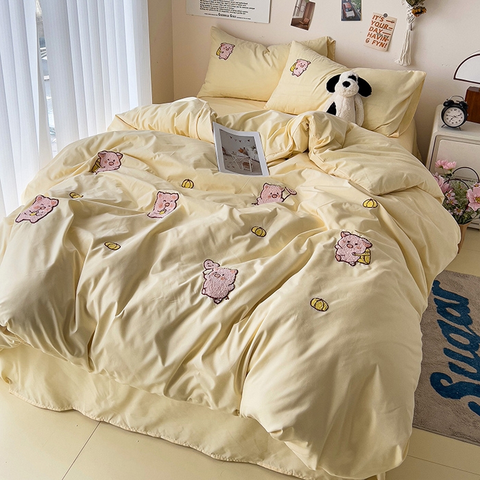 91家纺网 家纺一手货源 找家纺 梦之岛 2024新款学生季ins水洗云朵棉可爱毛巾绣四件套 可爱猪-奶黄