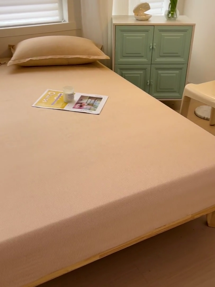 91家纺网 家纺一手货源 找家纺 楠沐家纺 2025新款亲肤印花芦荟棉水洗棉床笠系列 相遇黄