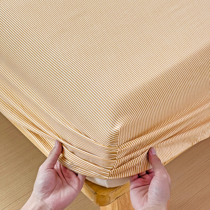 91家纺网 家纺一手货源 找家纺 楠沐家纺 2025新款亲肤印花芦荟棉水洗棉床笠系列 相遇黄