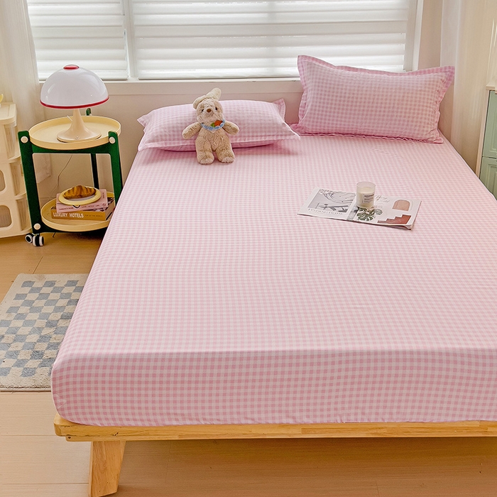 91家纺网 家纺一手货源 找家纺 楠沐家纺 2025新款亲肤印花芦荟棉水洗棉床笠系列 相遇粉