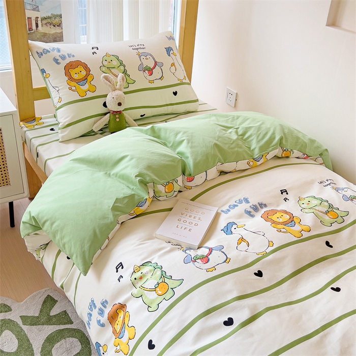 91家纺网 家纺一手货源 找家纺 名兮家居 2024新款全棉印花学生款多件套 动物联欢