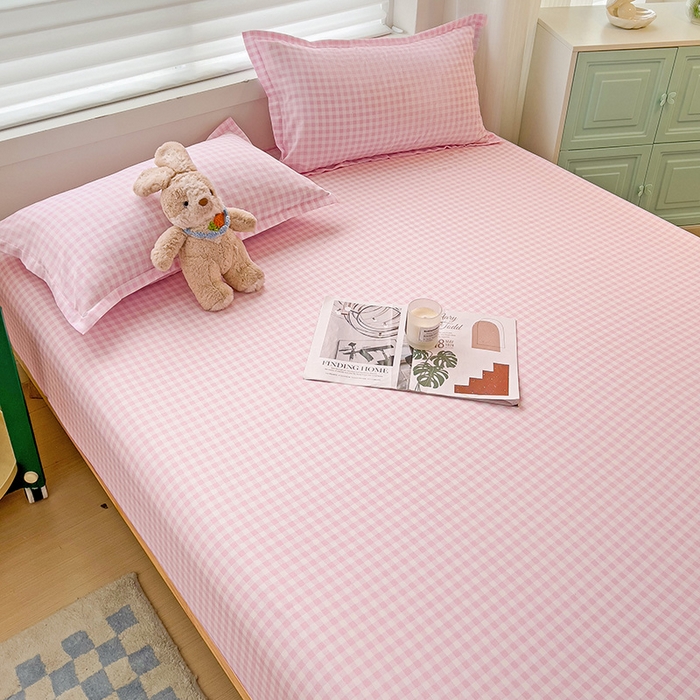 91家纺网 家纺一手货源 找家纺 楠沐家纺 2025新款亲肤印花芦荟棉水洗棉床笠系列 相遇粉