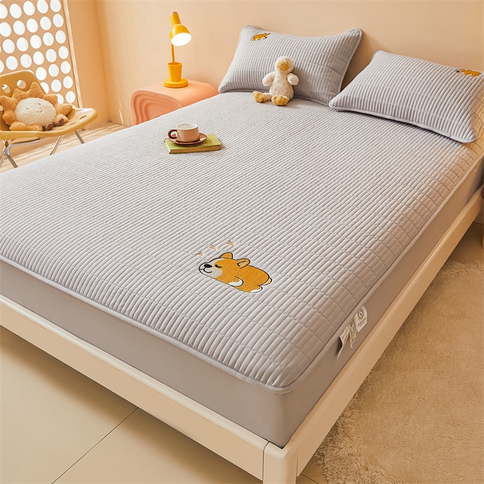 91家纺网 家纺一手货源 找家纺 2025新品高克重A类原棉夹棉床笠刺绣绣花柯基熊猫床笠三件套 床笠款-柯基-月岩灰