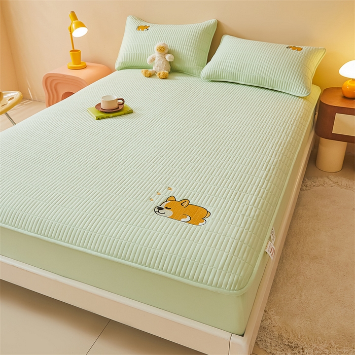 91家纺网 家纺一手货源 找家纺 2025新品高克重A类原棉夹棉床笠刺绣绣花柯基熊猫床笠三件套 床笠款-柯基-清雅绿