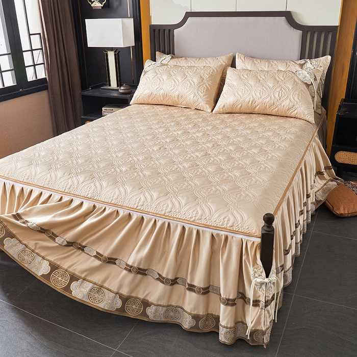 91家纺网 家纺一手货源 找家纺 罗艺轩 2024新款贡缎夹棉中国风新中式系列床裙三件套 中国风-香槟