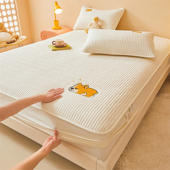 91家纺网 家纺一手货源 找家纺 2025新品高克重A类原棉夹棉床笠刺绣绣花柯基熊猫床笠三件套 床笠款-柯基-皓月白