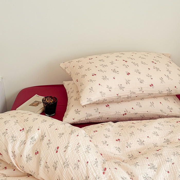 91家纺网 家纺一手货源 找家纺 2024新品专版印花双层皱皱纱四件套 浪漫樱桃