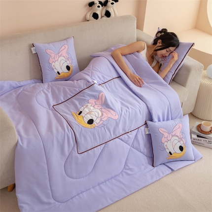 乐坊 2024新款贴布绣抱枕被 紫色大嘴鸭