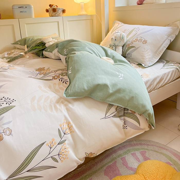 91家纺网 家纺一手货源 找家纺 菲梵家纺 2024新款全棉喷气小清新宿舍上下铺学生三件套 铃兰花语