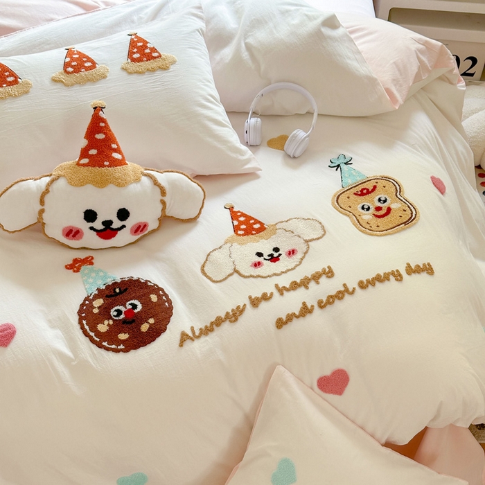 91家纺网 家纺一手货源 找家纺 （总）红番天家居馆 2025新款A类全棉水洗棉毛巾绣四件套-宠物饼干