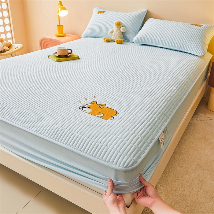 91家纺网 家纺一手货源 找家纺 2025新品高克重A类原棉夹棉床笠刺绣绣花柯基熊猫床笠三件套 床笠款-柯基-冰川蓝